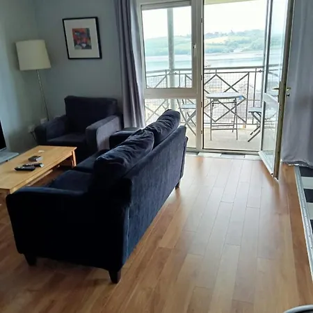 Sunnyside View -modern & Cosy With Magnificent Views To Match