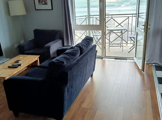 Sunnyside View -modern & Cosy With Magnificent Views To Match