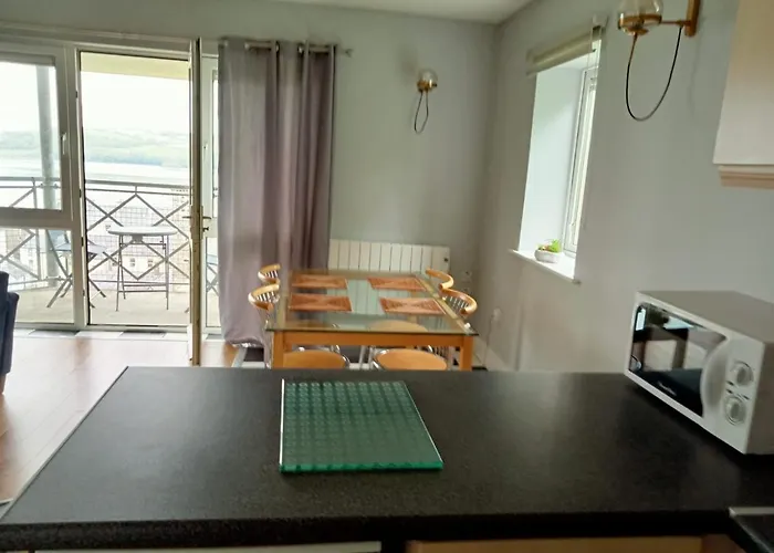 Sunnyside View -modern & Cosy With Magnificent Views To Match